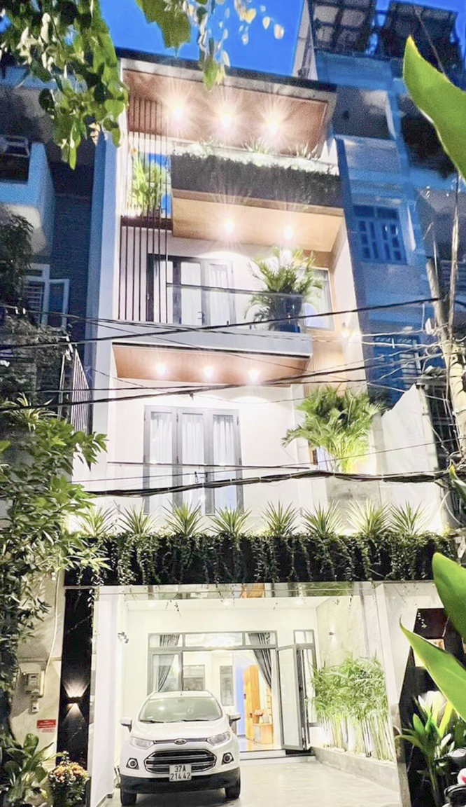 1-022972772_4aff4aa96e3a43f6c9382dce58b59413