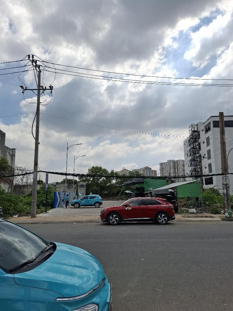 1-3C8A2215-m70hq7mj_40_13