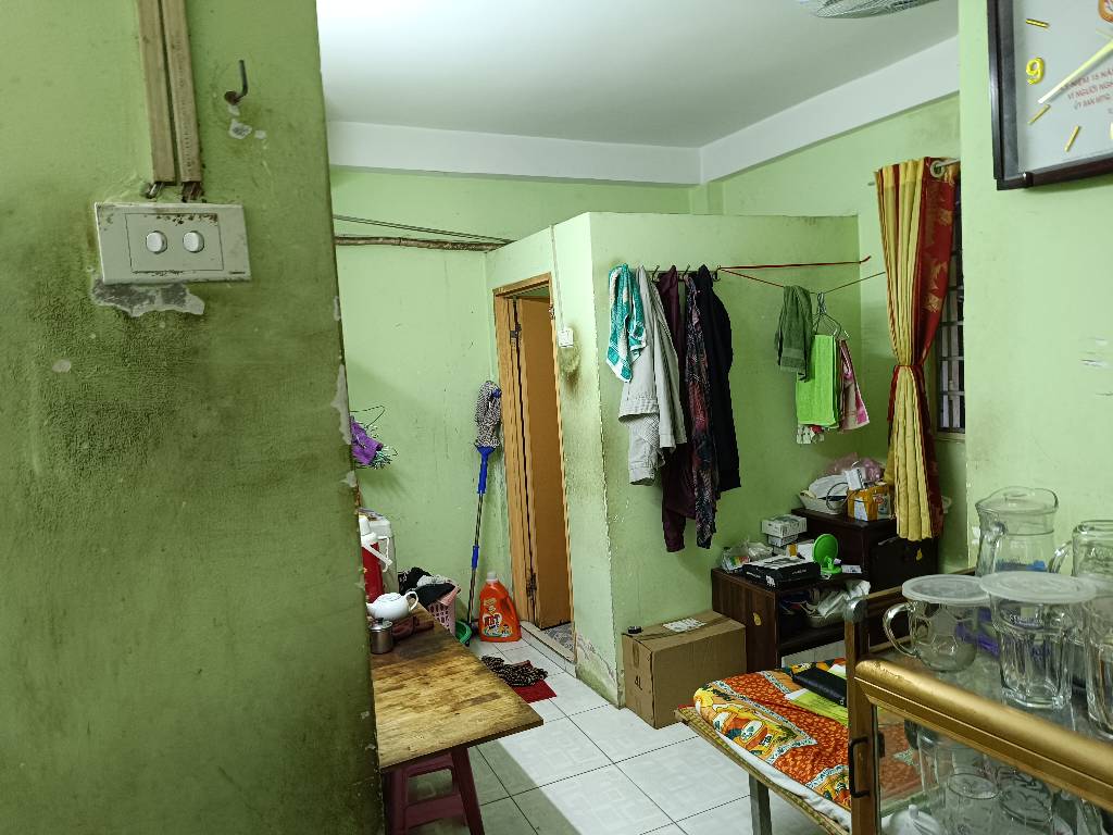 2ha9-E493A96E-mdczt91c_38_10