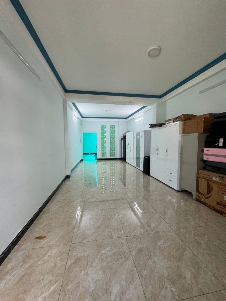 2hon-8C9068D5-miohfs81_826_19