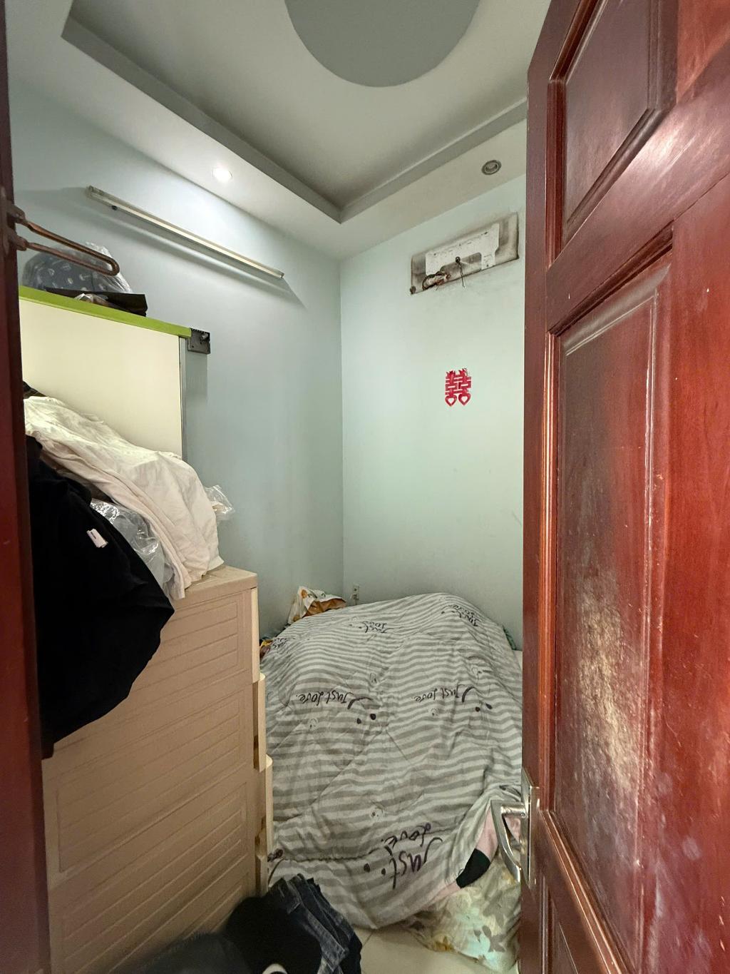 3gf7-7F4E5584-m9bcpq50_64_20