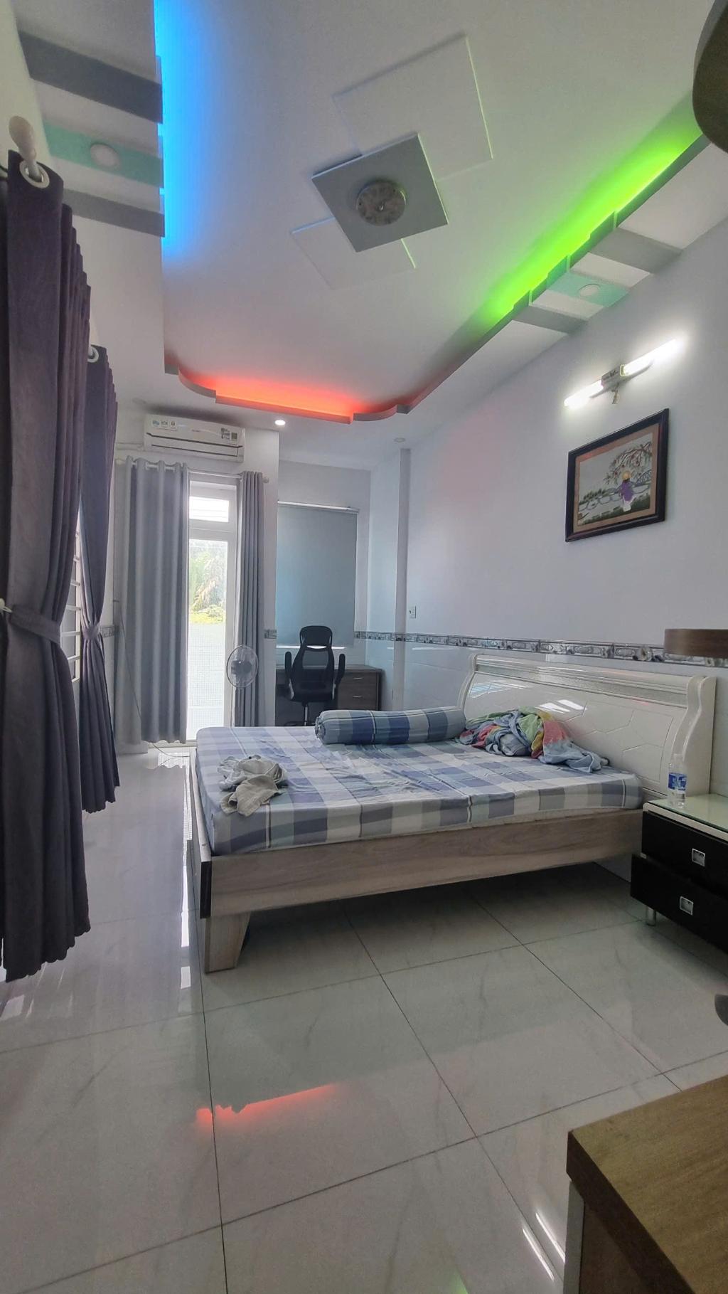 3j6p-DF5A8F3D-m9cek44t_63_18