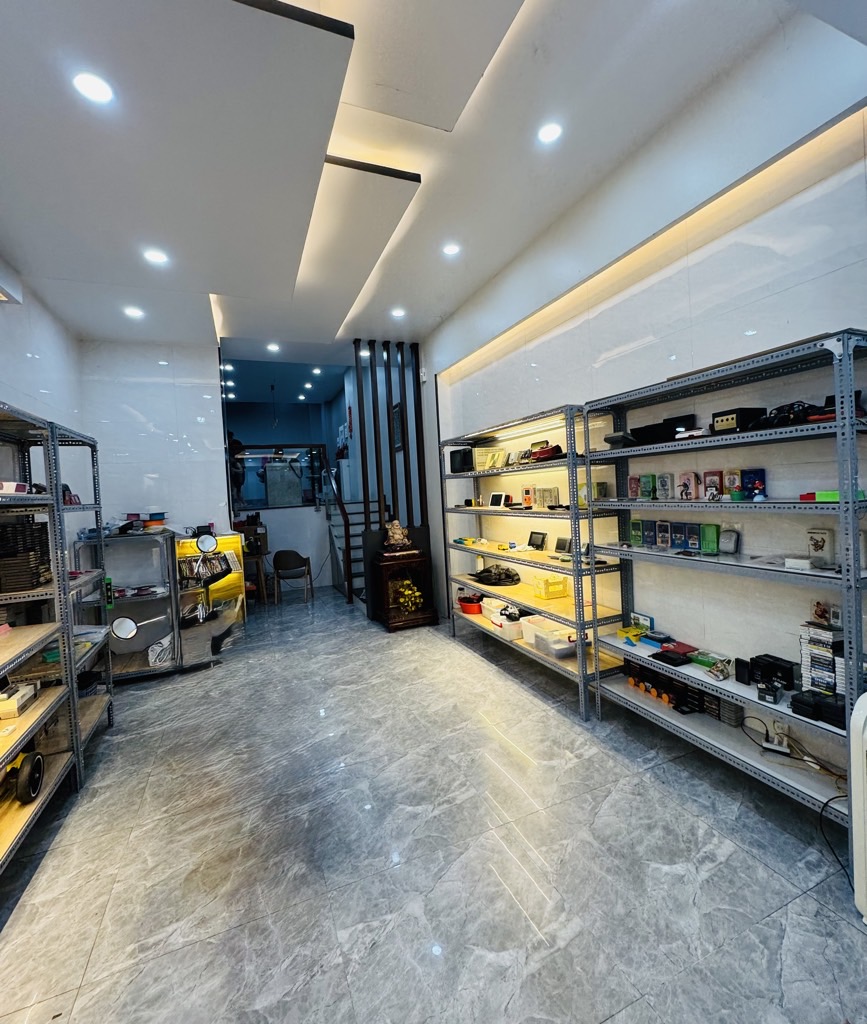 gdf-6EF518DC-me6byssd_51_16