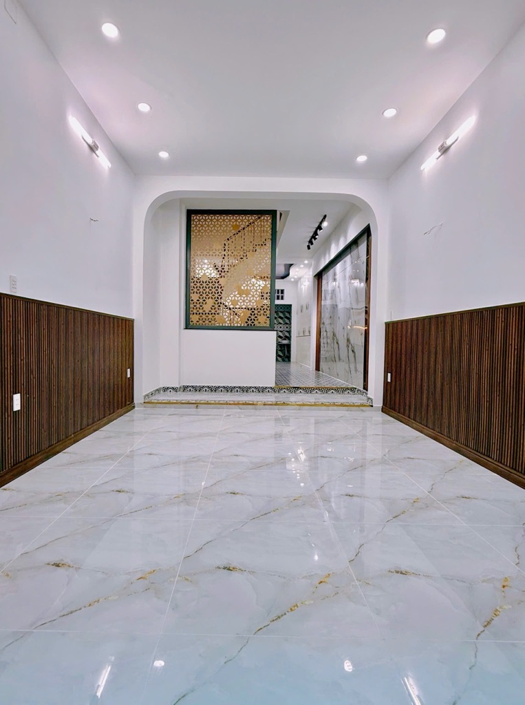 kcy-F7E86151-m6492j4f_12_3