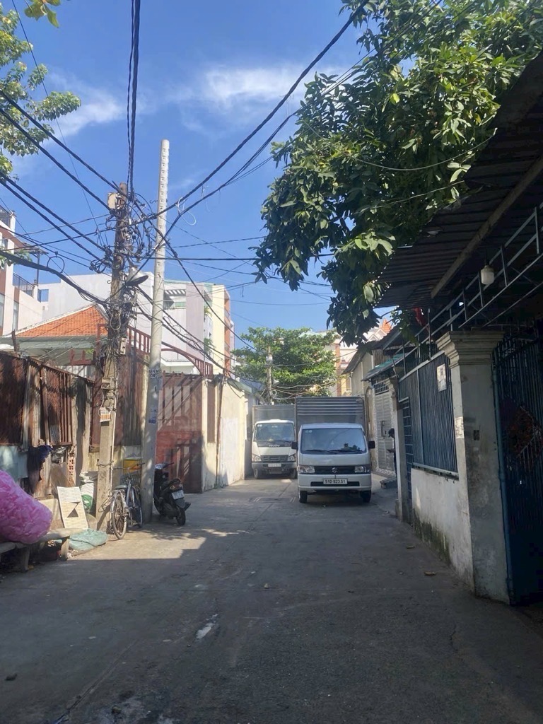 kcy-F7E86151-m6492j4f_48_18