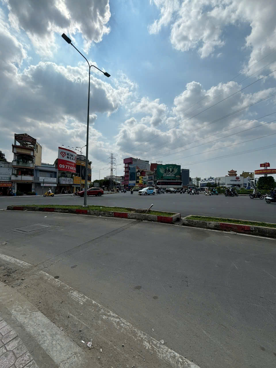 z6437548391685_749b6b1aa13ba1d340e083da3b0924f3